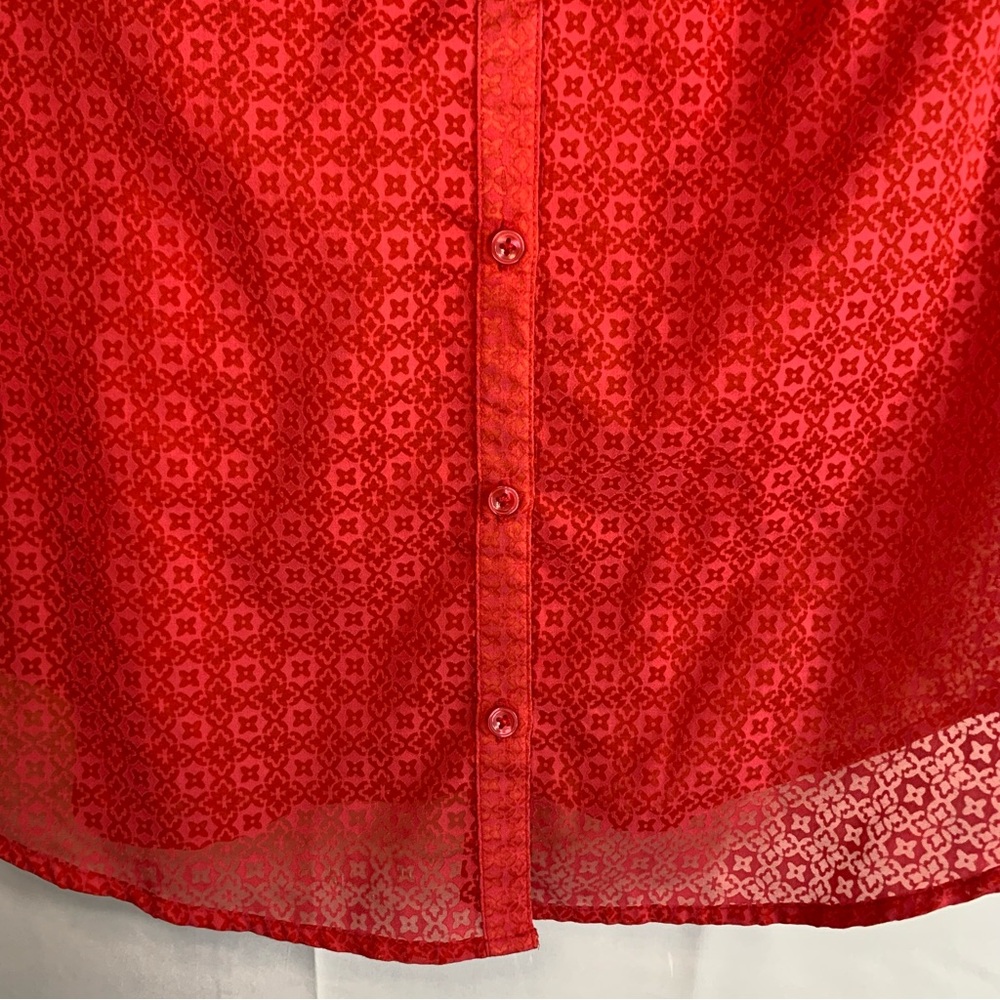 Ann Taylor Red Geometric Semi-Sheer Lightweight Button-Up Tunic Shirt, size 10 - Picture 8 of 13